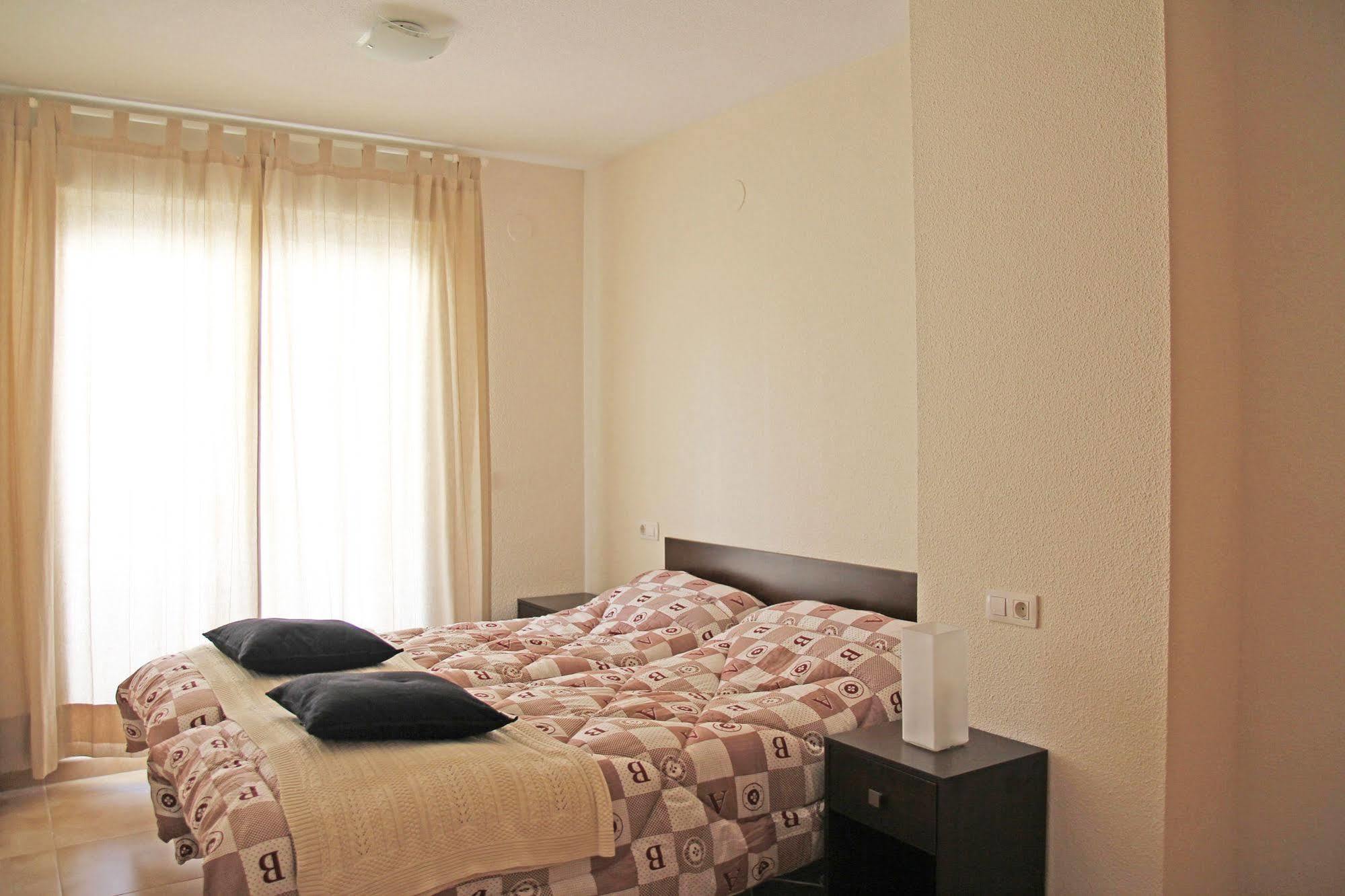 אורופסה דל מר Apartamentos Dona Carmen 3000 מראה חיצוני תמונה